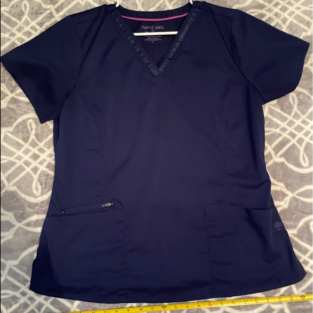 Healing hands navy scrub top